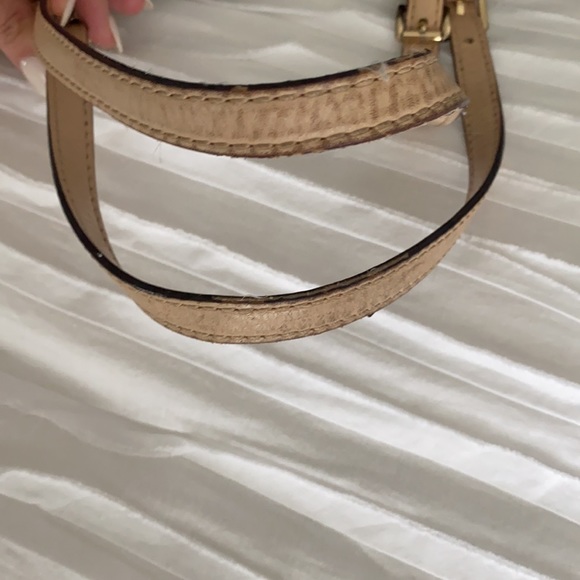 Michael Kors Leather Logo Tote Bag - Picture 13 of 16